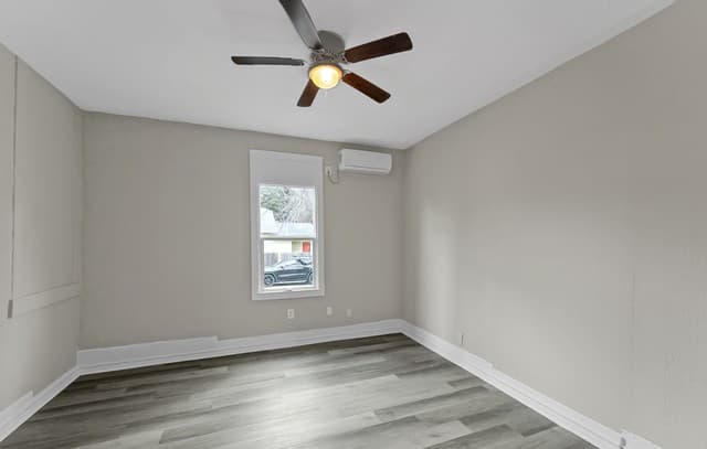 146  Fairview, San Antonio, TX 78223 — photo 8