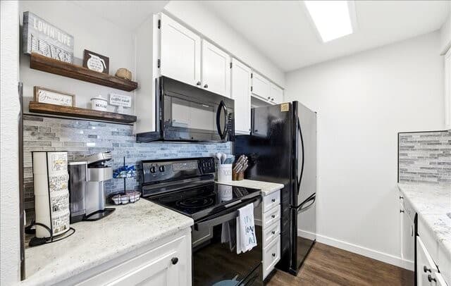 1135  Parkview Unit APT C18, Canyon Lake, TX 78133 — photo 3