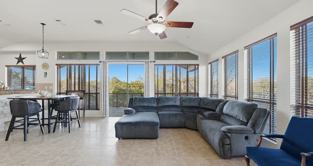 1211  Sherwood, Canyon Lake, TX 78133 — photo 19