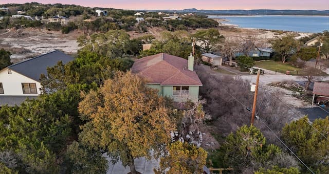 1211  Sherwood, Canyon Lake, TX 78133 — photo 3