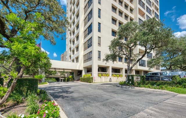 4001 N New Braunfels Unit APT 204A, San Antonio, TX 78209 — photo 16