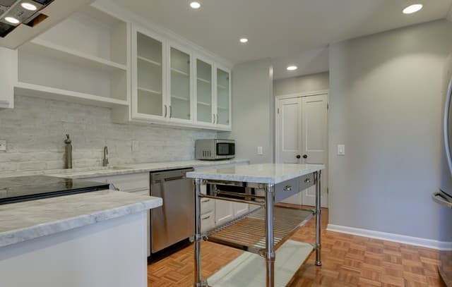4001 N New Braunfels Unit APT 204A, San Antonio, TX 78209 — photo 5