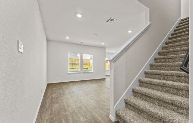 10749  Dazzle, San Antonio, TX 78252 — photo 4