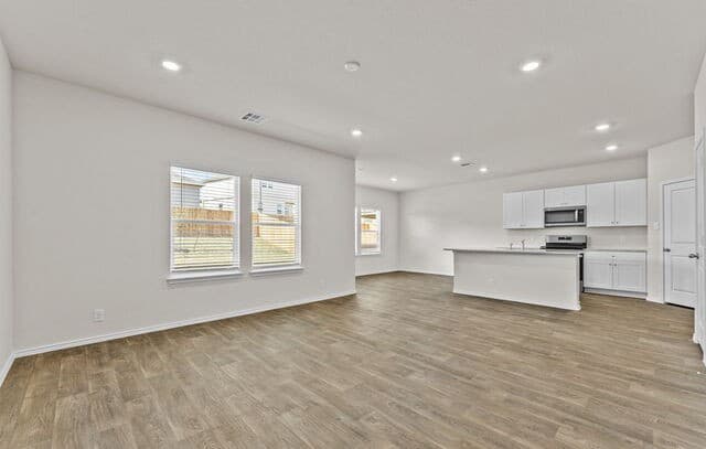10749  Dazzle, San Antonio, TX 78252 — photo 5