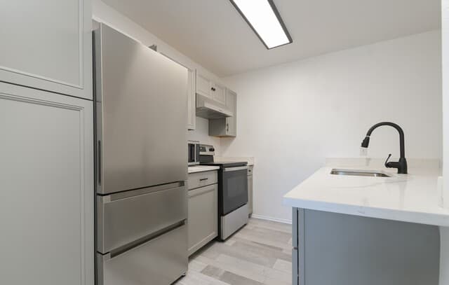 10527  Perrin Beitel Unit D208, San Antonio, TX 78217 — photo 4
