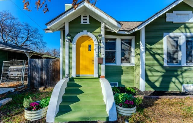 1819 W Woodlawn Avenue, San Antonio, TX 78201 — photo 2