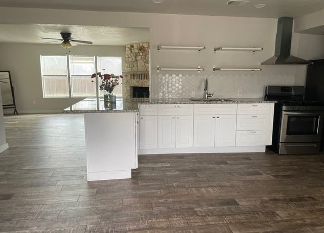 106  Kipling, San Antonio, TX 78223 — photo 3
