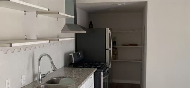106  Kipling, San Antonio, TX 78223 — photo 4