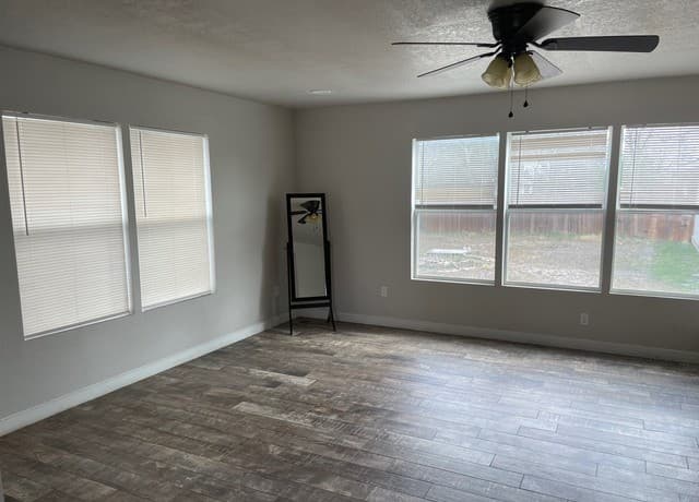 106  Kipling, San Antonio, TX 78223 — photo 6