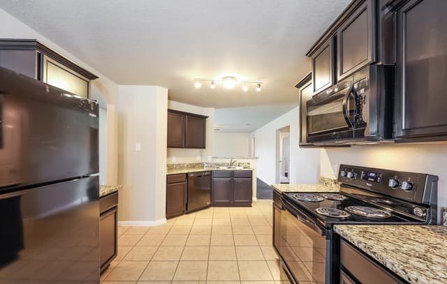 12266  Fish Hook, San Antonio, TX 78252 — photo 8