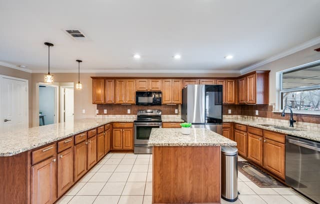 22420  Red Sand, San Antonio, TX 78264 — photo 14