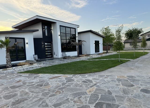 12011  Fm 1937, San Antonio, TX 78221 — photo 2