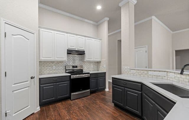 4233 Fossil, San Antonio, TX 78261 — photo 16