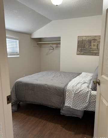 1023  Cherry, San Antonio, TX 78202 — photo 8
