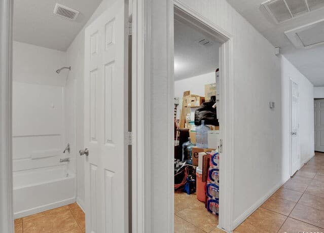11122  Indian Cyn, San Antonio, TX 78252 — photo 10