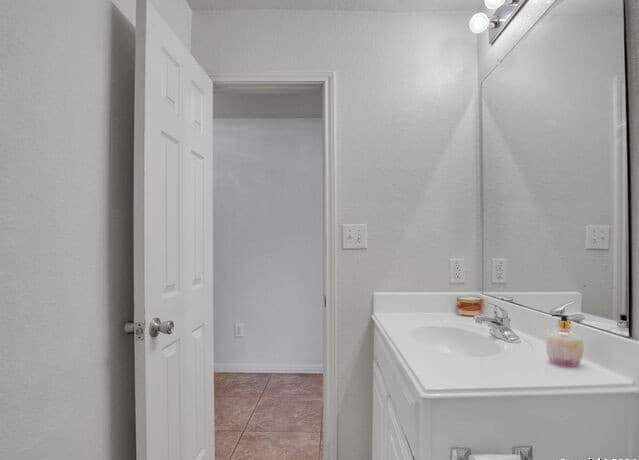 11122  Indian Cyn, San Antonio, TX 78252 — photo 12