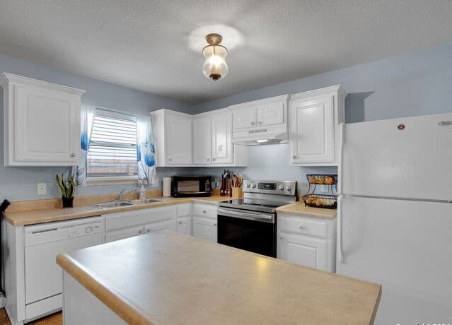 11122  Indian Cyn, San Antonio, TX 78252 — photo 18