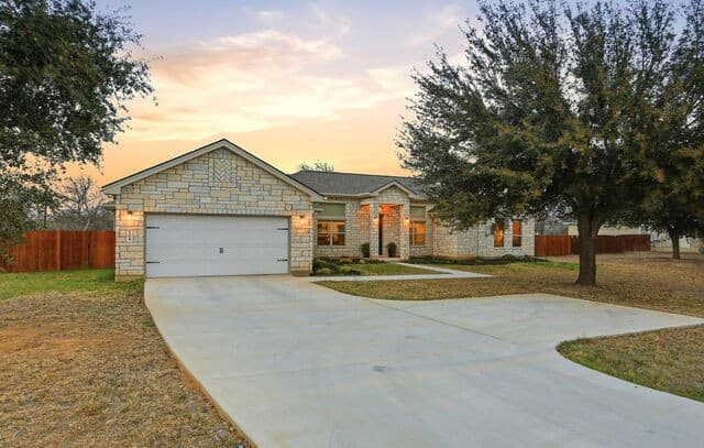 109 W Short Meadow, Lytle, TX 78052 — photo 3