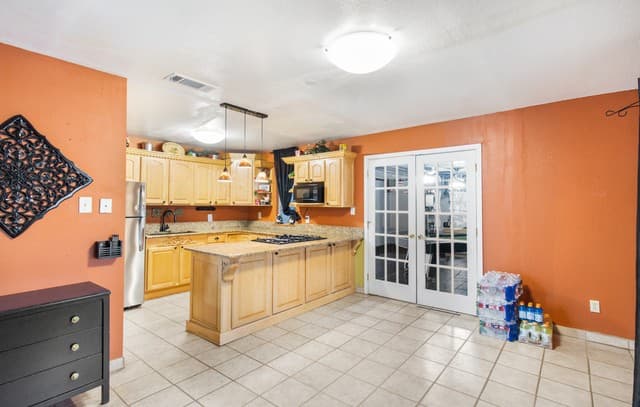214  Schmeltzer Ln, San Antonio, TX 78213 — photo 8