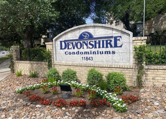 11843  Braesview Unit 108