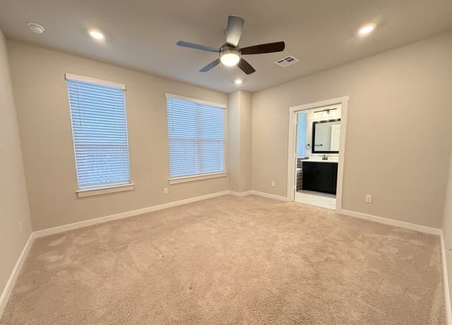 5843  Whitby Rd Unit 30, San Antonio, TX 78240 — photo 10