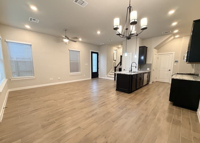 5843  Whitby Rd Unit 30, San Antonio, TX 78240 — photo 6