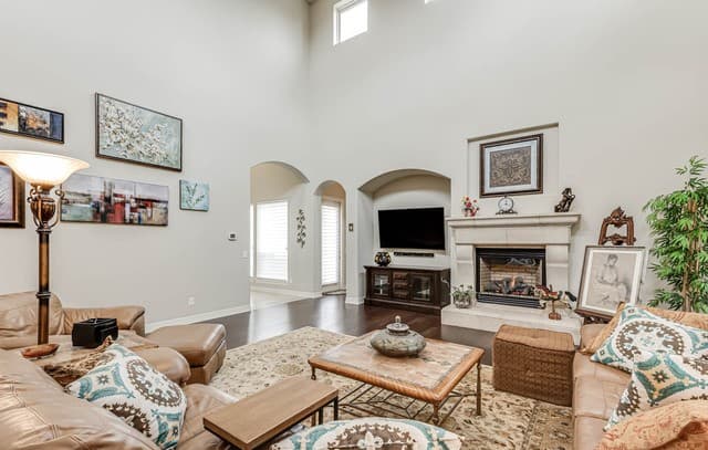 22522  Viajes, San Antonio, TX 78261 — photo 15