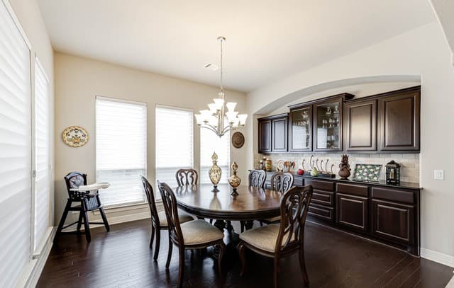 22522  Viajes, San Antonio, TX 78261 — photo 24