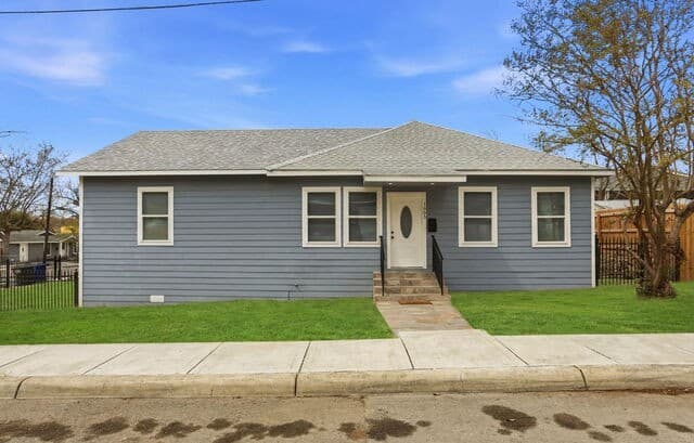 1803  Calhoun, San Antonio, TX 78209 — photo 2