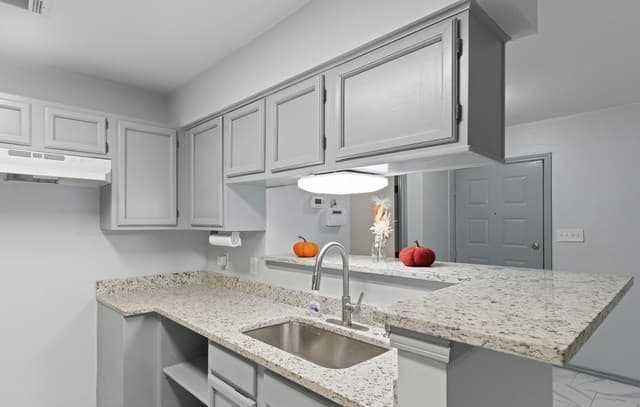 10527  Perrin Beitel Rd Unit C104, San Antonio, TX 78217 — photo 4