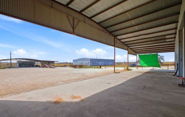 4456  Fm 536, Pleasanton, TX 78064 — photo 17