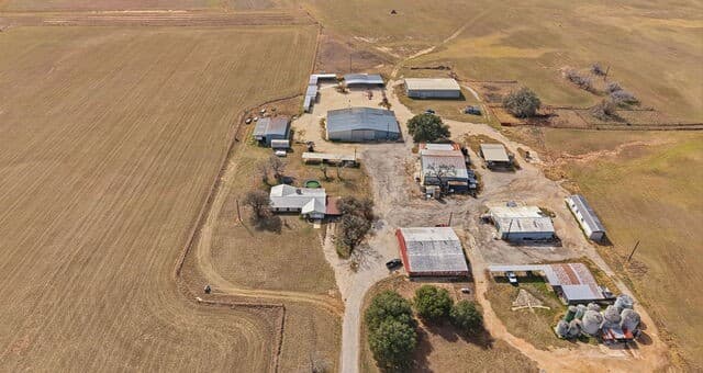 4456  Fm 536, Pleasanton, TX 78064 — photo 2