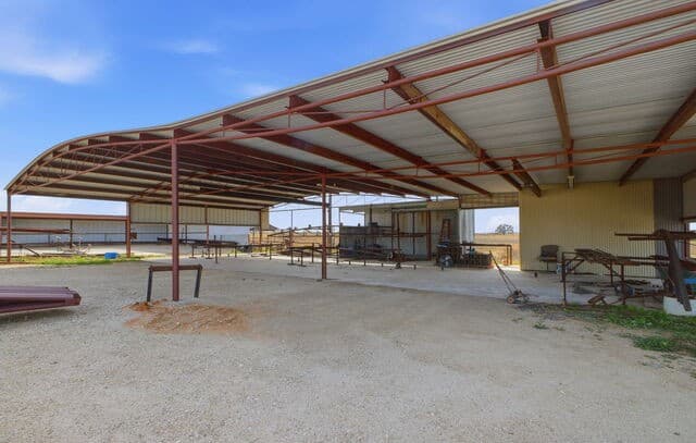 4456  Fm 536, Pleasanton, TX 78064 — photo 20