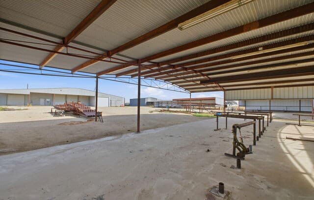 4456  Fm 536, Pleasanton, TX 78064 — photo 21