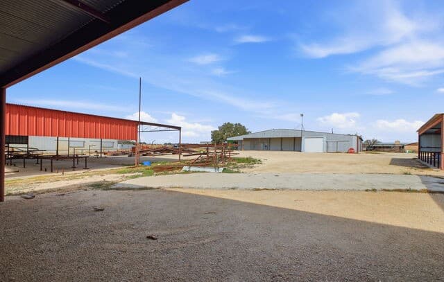 4456  Fm 536, Pleasanton, TX 78064 — photo 23
