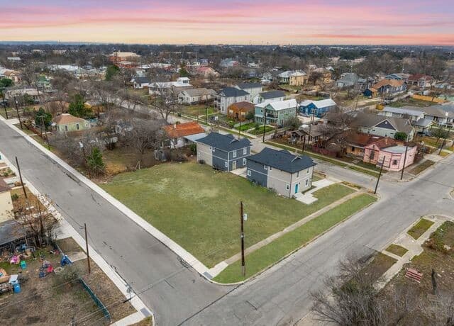 903  Dawson, San Antonio, TX 78202 — photo 11