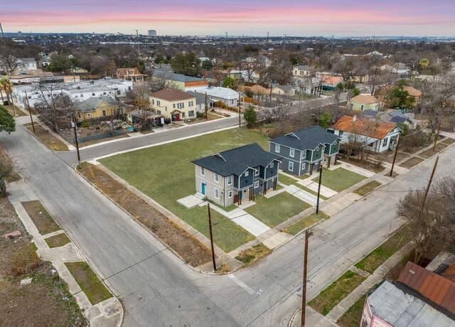 903  Dawson, San Antonio, TX 78202 — photo 12