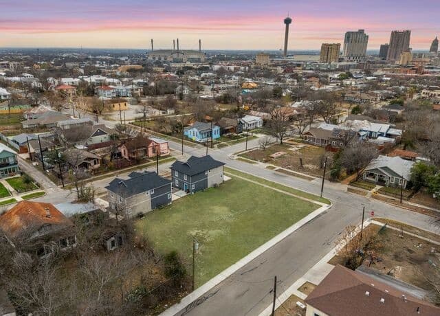 903  Dawson, San Antonio, TX 78202 — photo 15