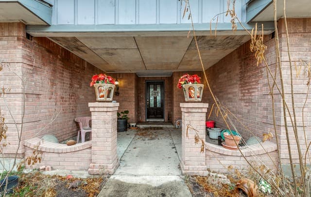 1551 W Villaret, San Antonio, TX 78224 — photo 4
