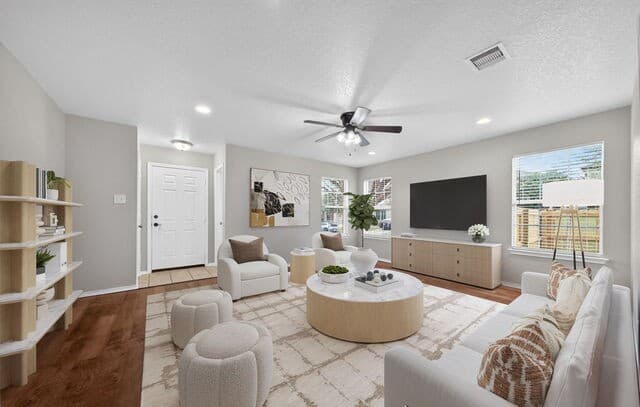 16103  Branding Pass, San Antonio, TX 78247 — photo 2