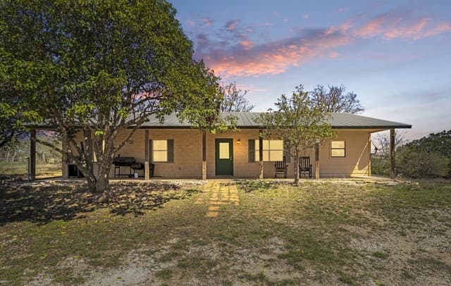 146  Exotic, Bandera, TX 78003 — photo 2