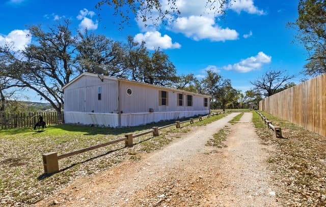 232  Sir Arthur, Canyon Lake, TX 78133 — photo 6