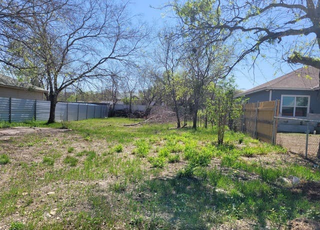 2134  Aransas Ave, San Antonio, TX 78220 — photo 2