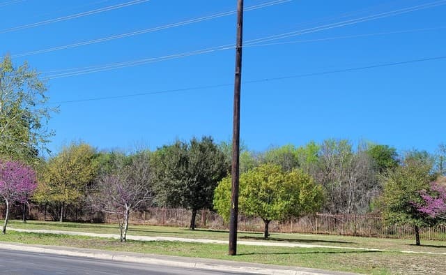 2134  Aransas Ave, San Antonio, TX 78220 — photo 9