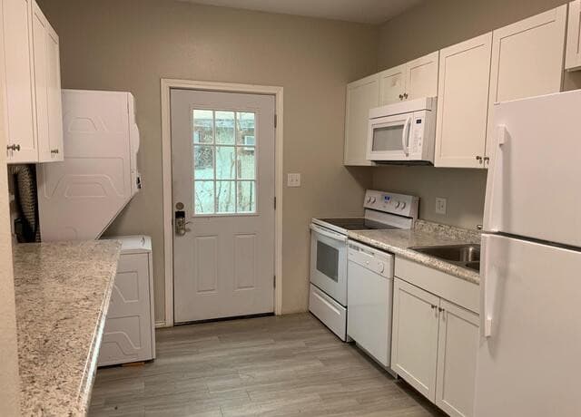 645 N San Felipe Ave, San Antonio, TX 78228 — photo 2
