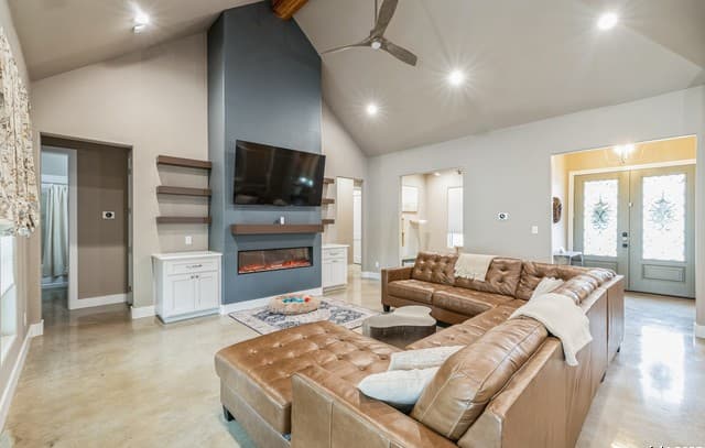 1062  Lariat, Bandera, TX 78003 — photo 5