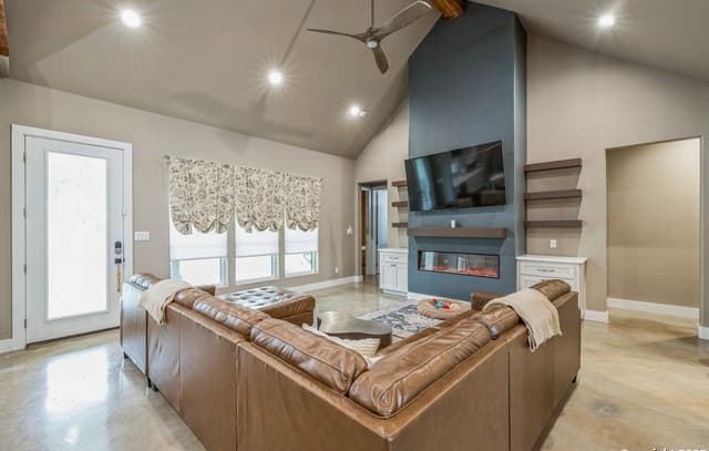 1062  Lariat, Bandera, TX 78003 — photo 7