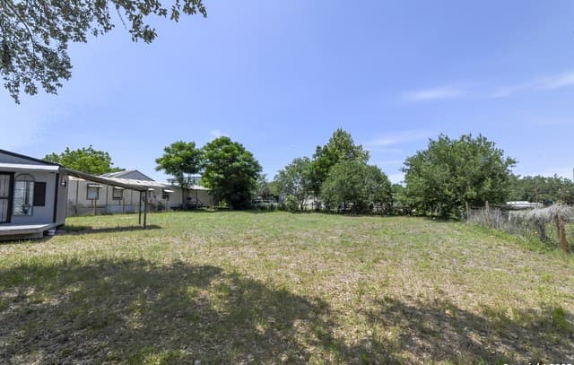 600  Dawnridge Drive, Poteet, TX 78065 — photo 17