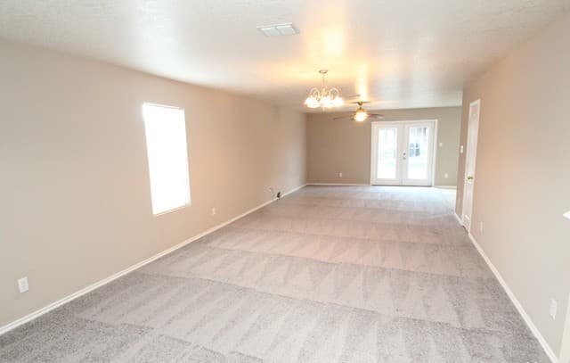 9715  Amber Ledge, San Antonio, TX 78245 — photo 4