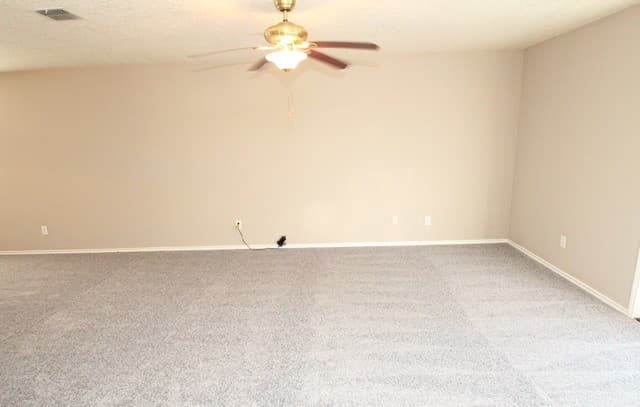 9715  Amber Ledge, San Antonio, TX 78245 — photo 8